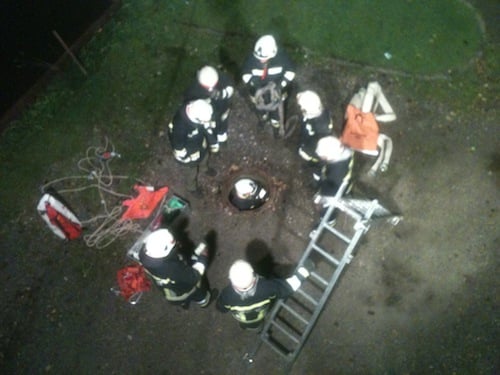 Probe Schachtbergung