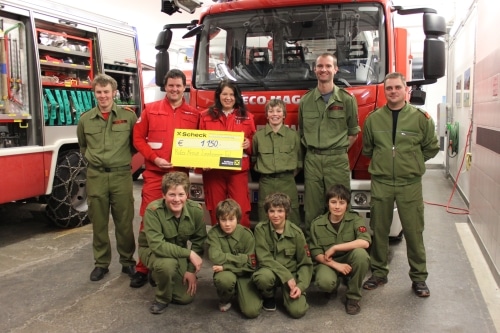 Scheckübergabe Rotes Kreuz